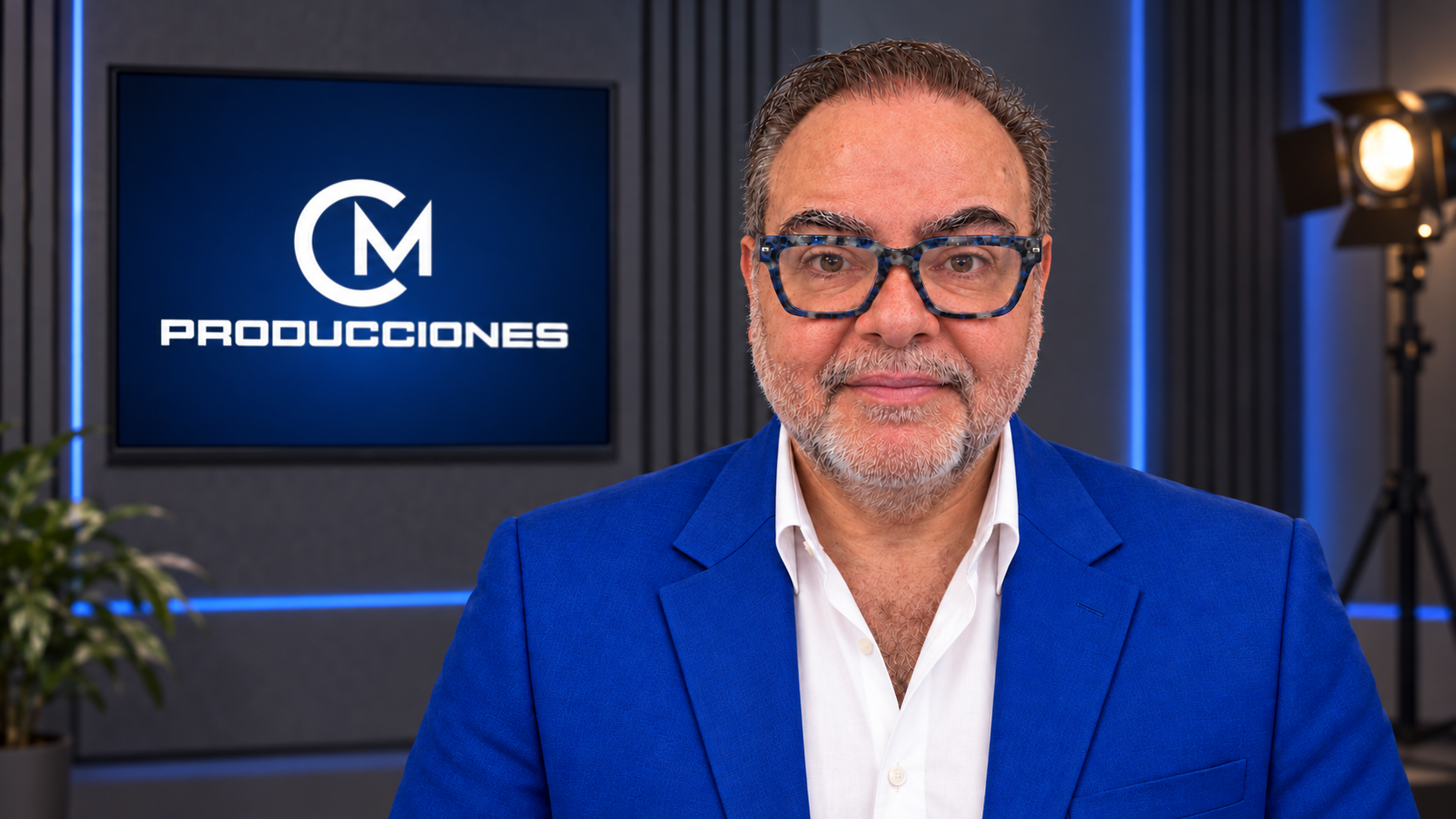 Carlos Digital en el set de CM Producciones